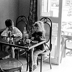 Au bistrot | Saint-Brieuc | Côtes d'Armor | Photo noir&blanc | 1999